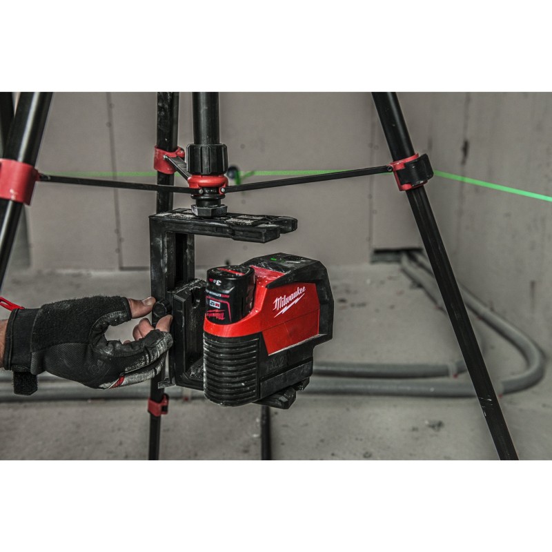 M12 CLLP-301C LASER LINEARE VERDE  2 LINEE 2 PUNTE